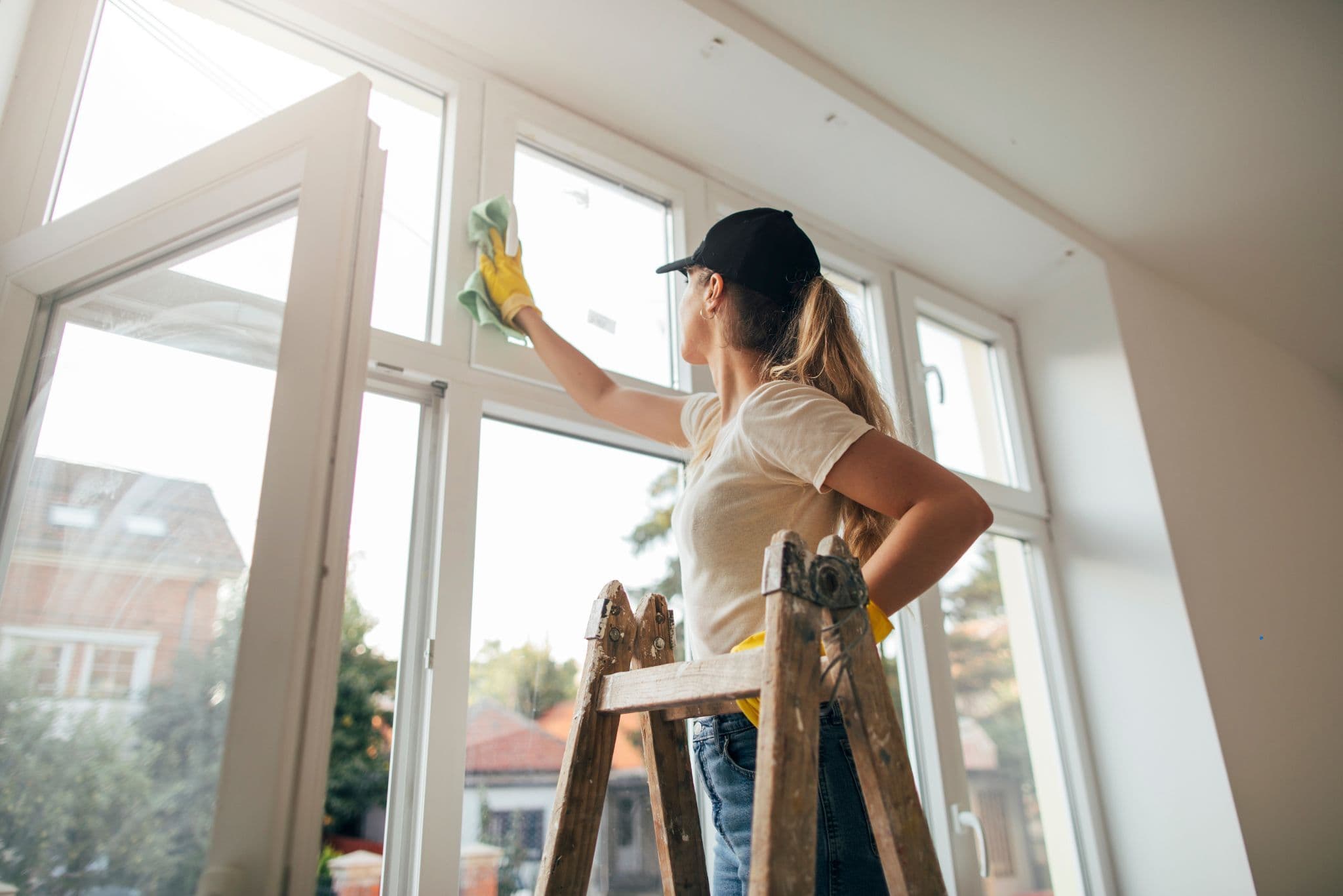 Builder Cleans Worksop