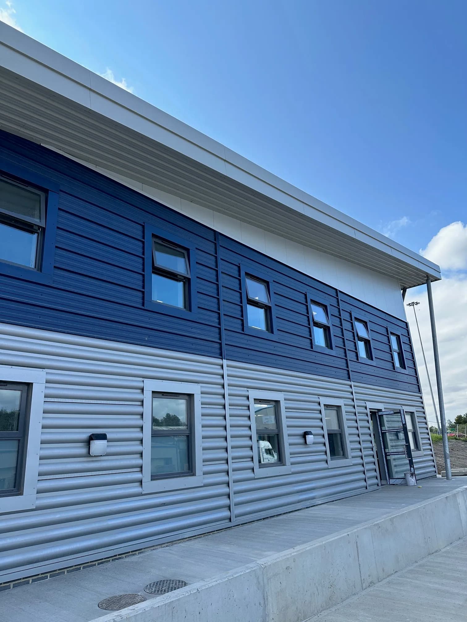 External clean — Lionweld Kennedy